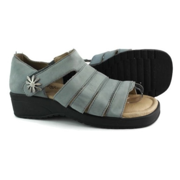 Walking Co. Women's Light Blue Strappy Sandals - Picture 3 of 3